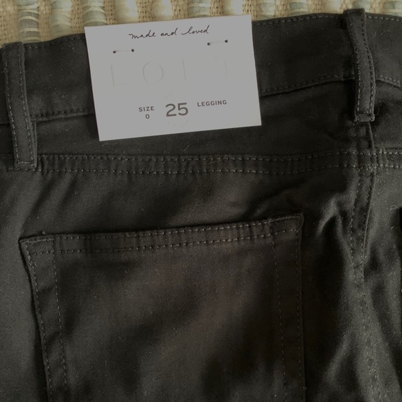 NWT Loft Black Skinny Jeans - Picture 2 of 2